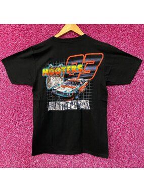 Hooters Racing Team 83 Delightfully Tacky Tailgate T-Shirt Medium